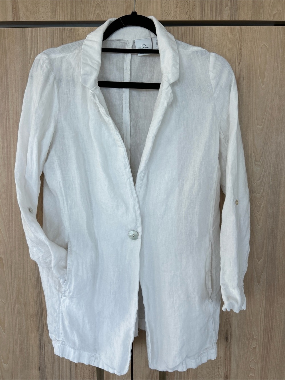 Halston Women’s M Linen Blazer White Roll Tab Sleeve Button Front coastal